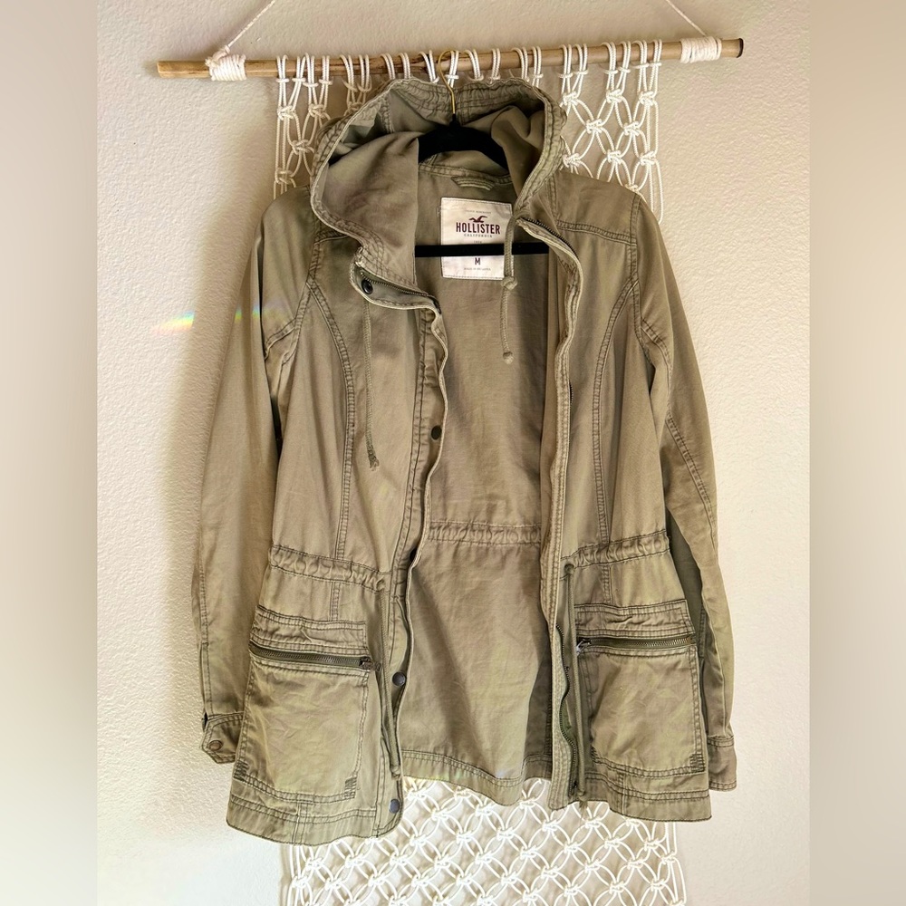 Hollister Army Jacket Size M. Women’s